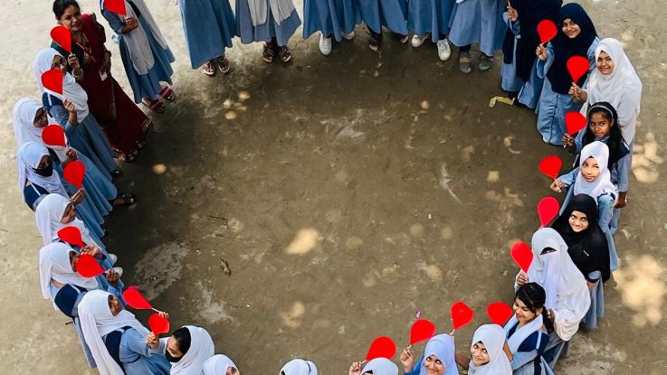 Girl researchers in Bangladesh (Credit: Nurun Nahar)